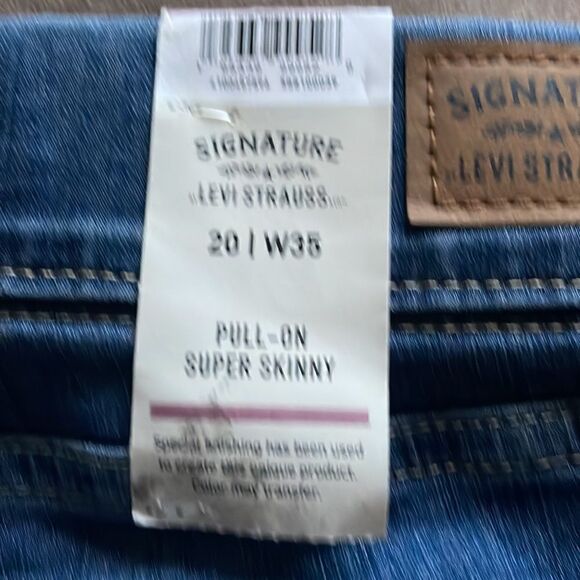 Levi Strauss Women's Simply Stretch Shaping Pull-On Super Skinny Jeans Size 20 - Picture 4 of 5